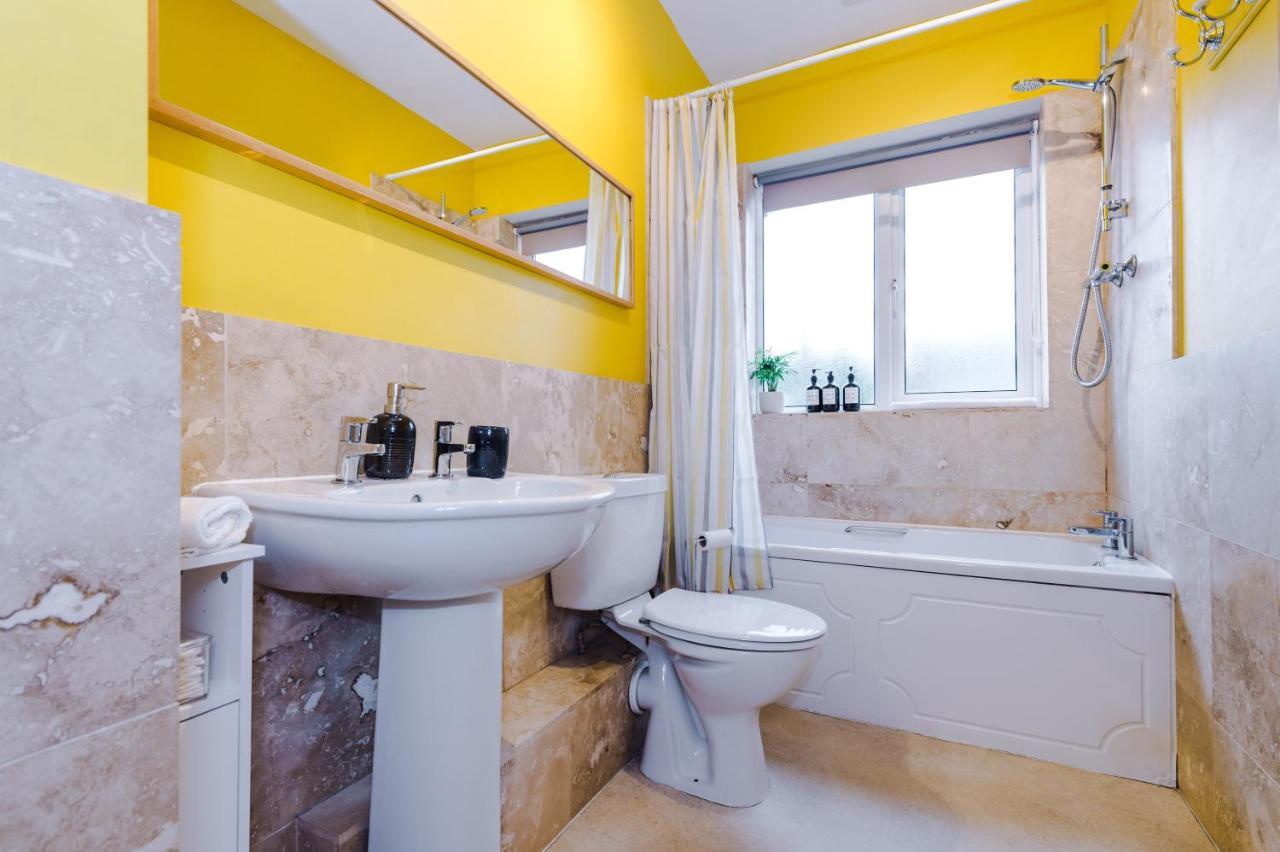 Cosy House With Garden & Parking, Sheffield Villa Dış mekan fotoğraf